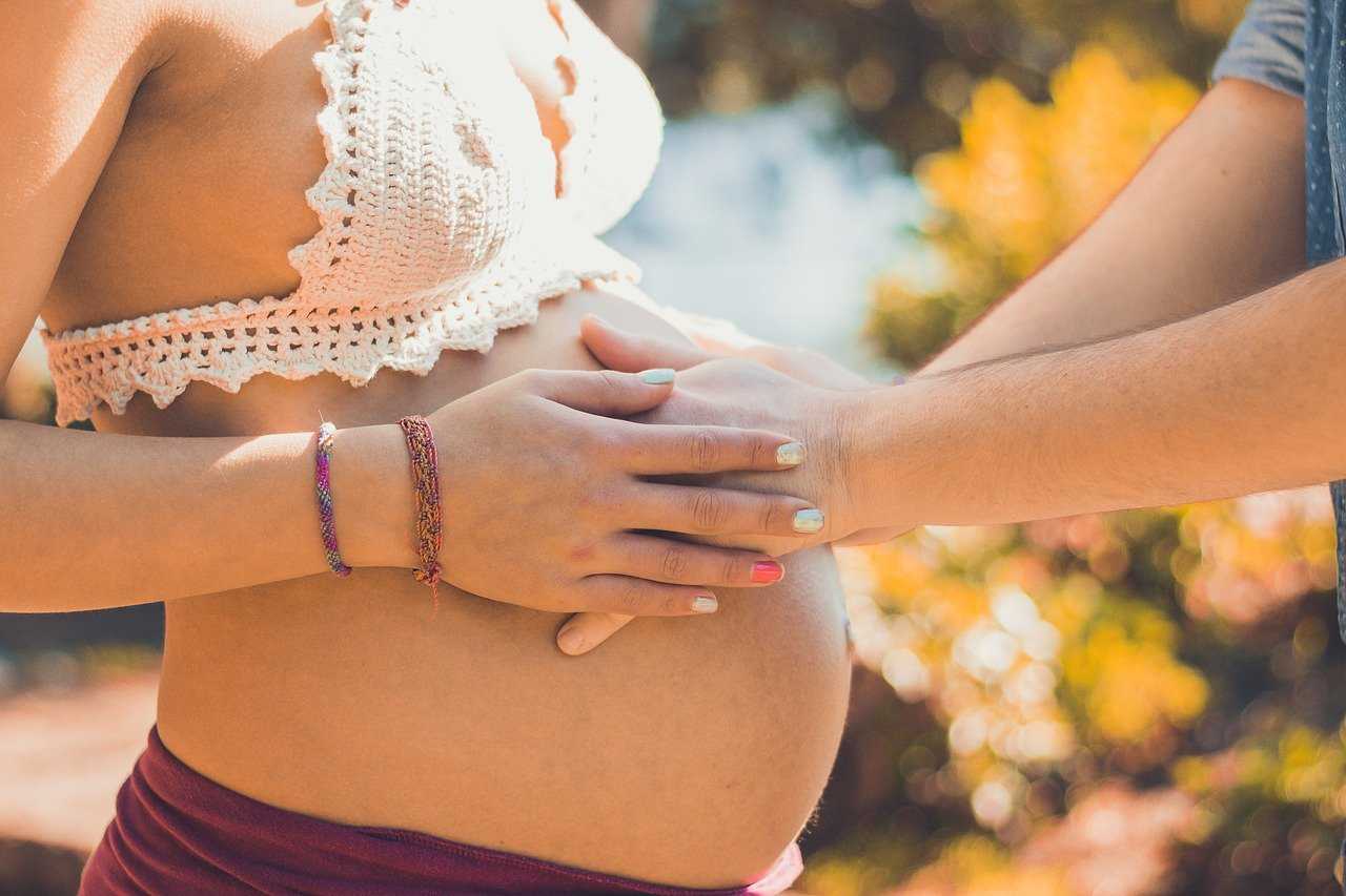 Top 20 Maternity Photographers in Adelaide