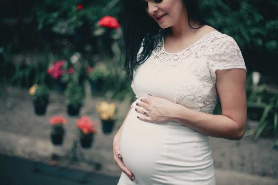 Top 10 Maternity Photographers in Hobart
