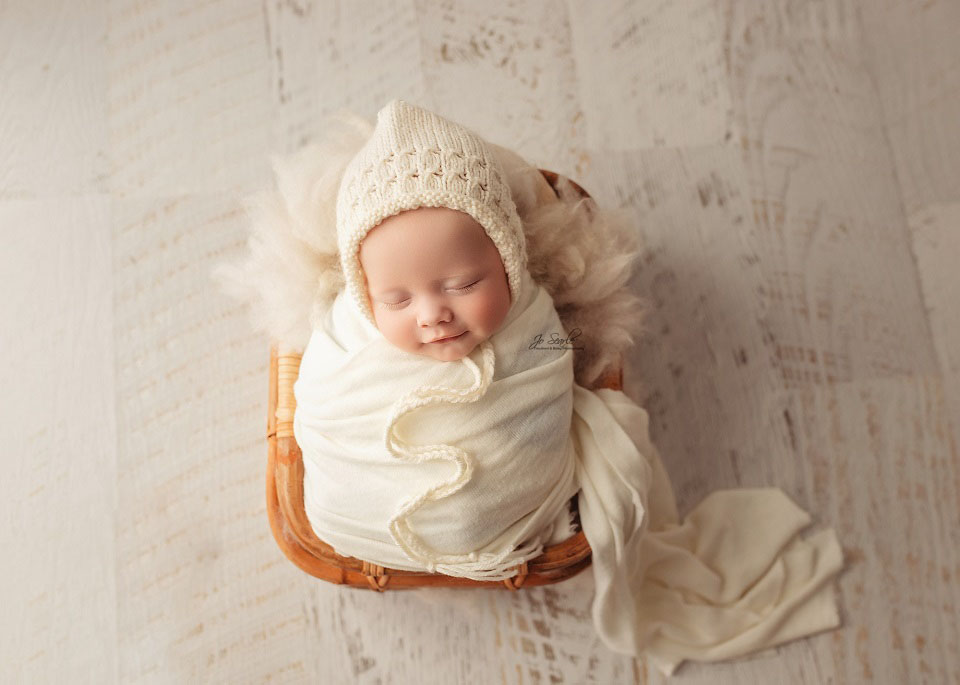 Jo Searle - Newborn & Baby Photography