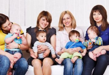 Reasons you should join mum and baby groups