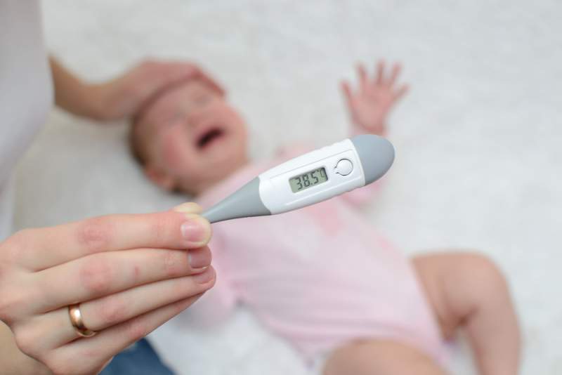 baby's_first_cold_and_flu_thermometer_babyinfo