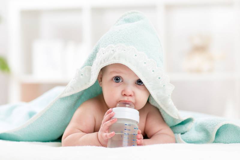 overheating_a_baby_baby_hydration_babyinfo_a_1556862358