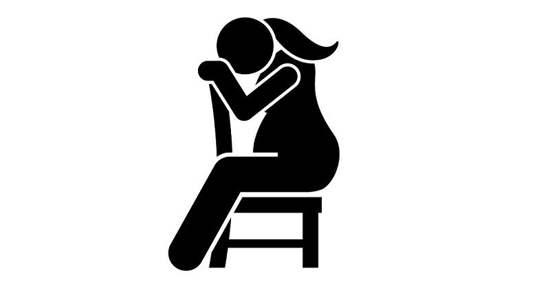sitting_backwards_labour_positions_babyinfo